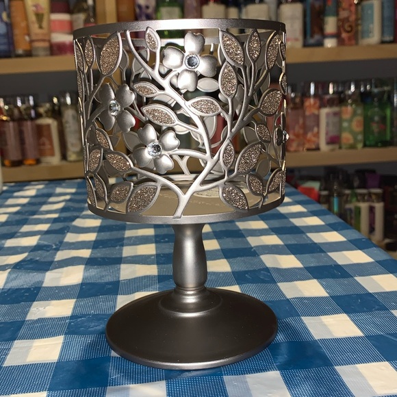 Bath & Body Works Accents Bath Body Works Dogwood Pedestal 3wick
